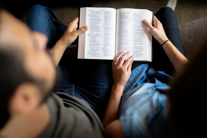 couple reading Bible