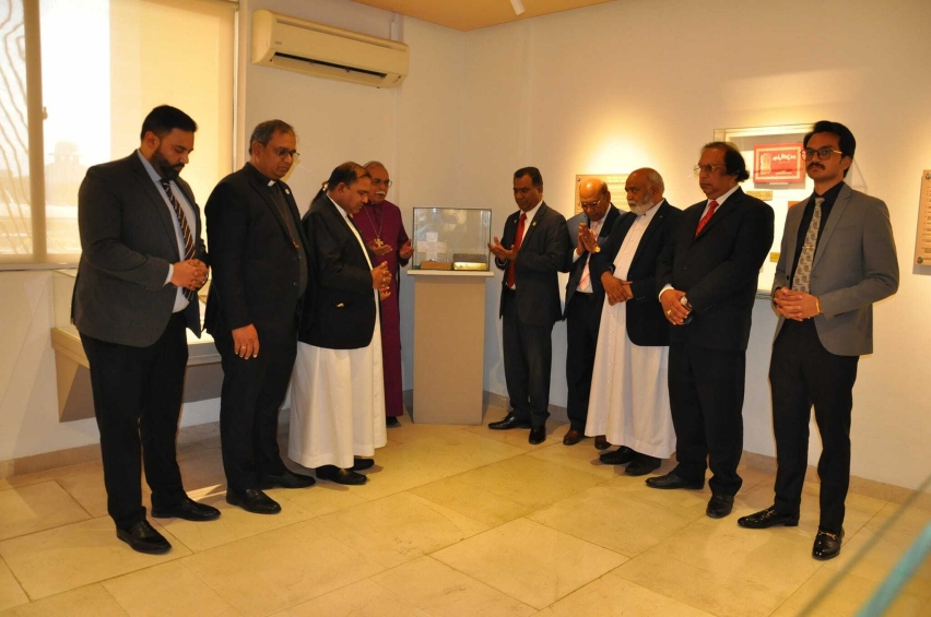 Christian artefacts presented to Pakistan Supreme Court