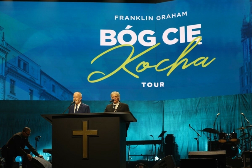 Franklin Graham sharing the gospel in Poland.