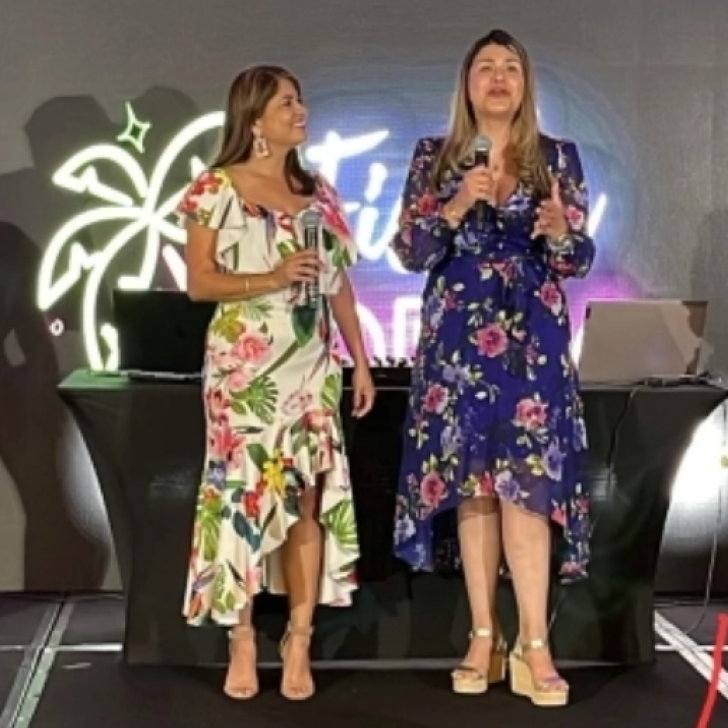 Sisters Fayra Castro and Monica Ortiz