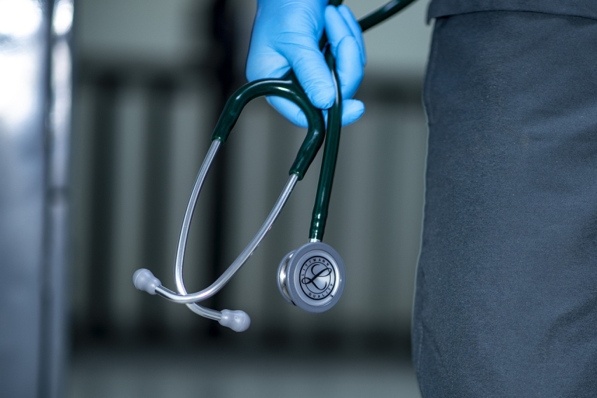 Top Christian doctor questions timing of assisted dying bill for U.K. 