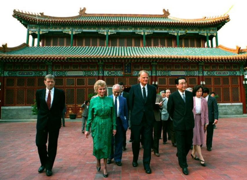 The Grahams and the team met with Premier Li Peng
