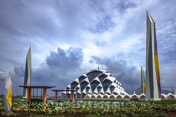 Mosque in Bandung built by the West Java provincial government