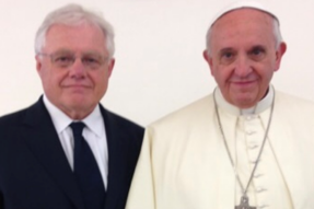 Dr. Brian Stiller with Pope Francis