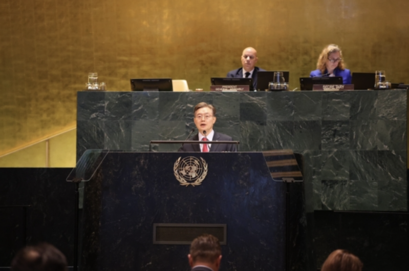 South Koreas Ambassador to the United Nations Hwang Joon-kook is speaking about the human rights situation in North Korea