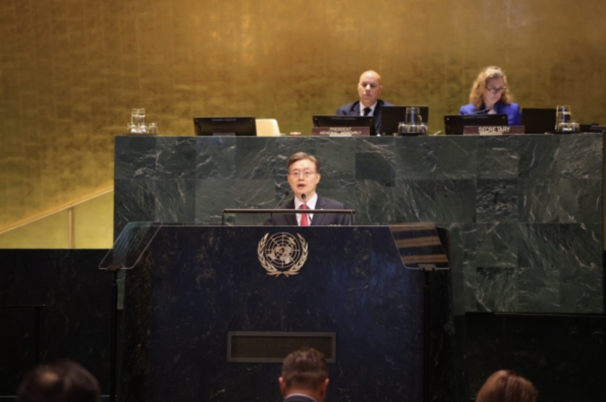 South Koreas Ambassador to the United Nations Hwang Joon-kook is speaking about the human rights situation in North Korea