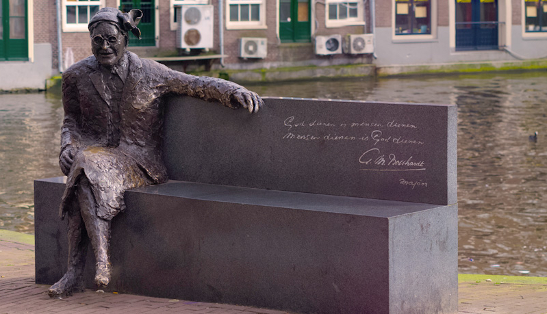 Major Bosshardt Bench