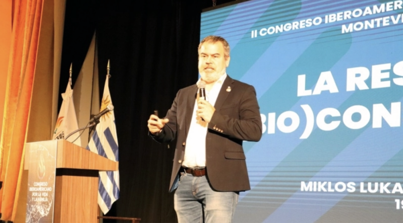Miklos Lukacs—philosopher, author, columnist, and academic—speaks on “Posthumanism and the Fourth Industrial Revolution” at the Ibero-American Congress for Life and Family in Montevideo, Uruguay.