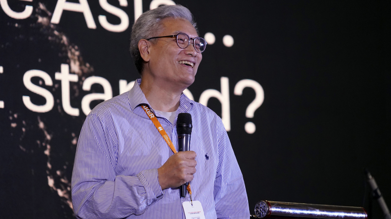 Rev. Dr. David Ro, co-founder and executive director of Arise Asia, delivers the keynote address during the opening session of the Arise Leadership Summit 2025 in Indonesia.