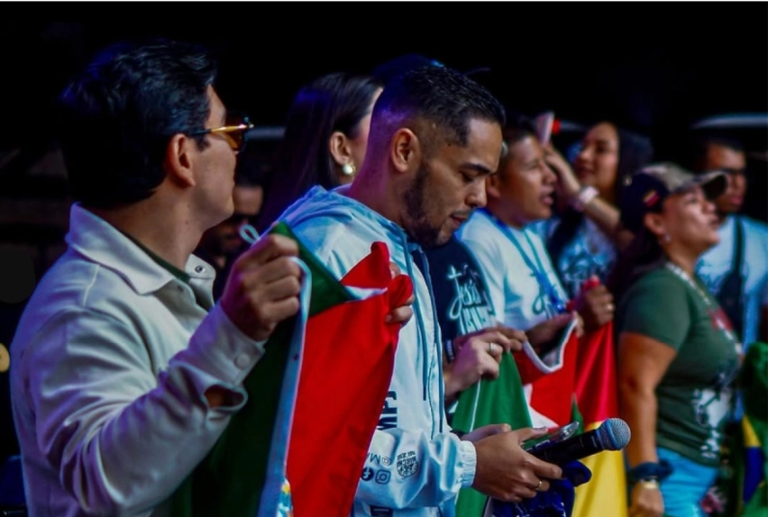Venezuelan leadership in prayer for the country.