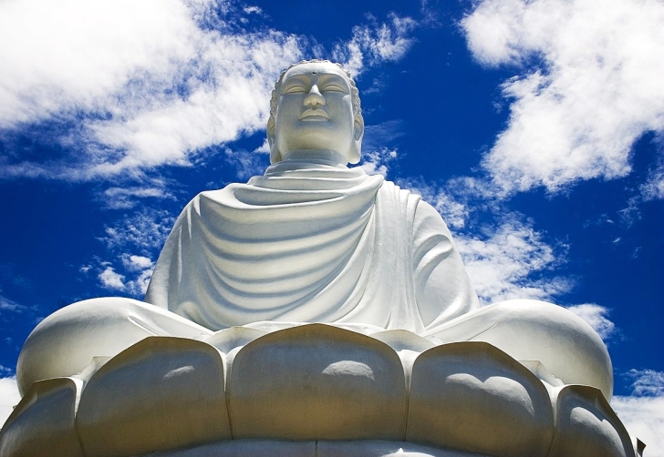 Buddha statue in Nha Trang, Vietnam. Petr Ruzicka, Creative Commons