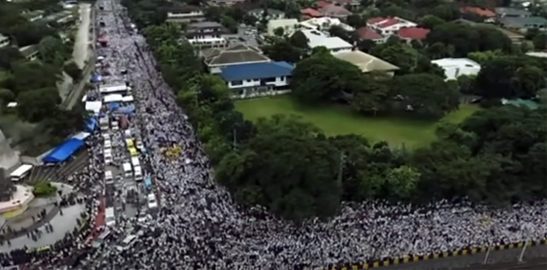 A drone image captures thousands of demonstrators filling major streets in Manila during the “Trillion Peso March,” a mass rally against alleged corruption in flood control and infrastructure spending.