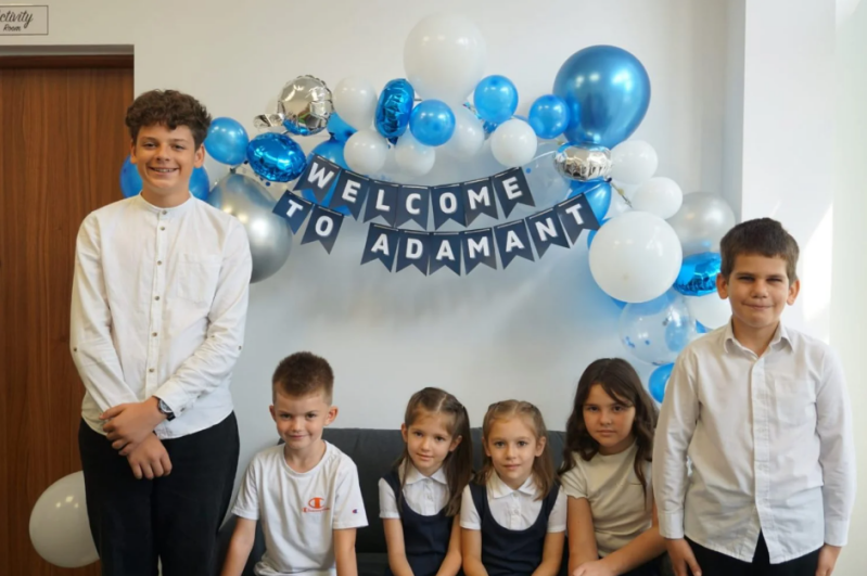 Christian ministry opens private school in Romania
