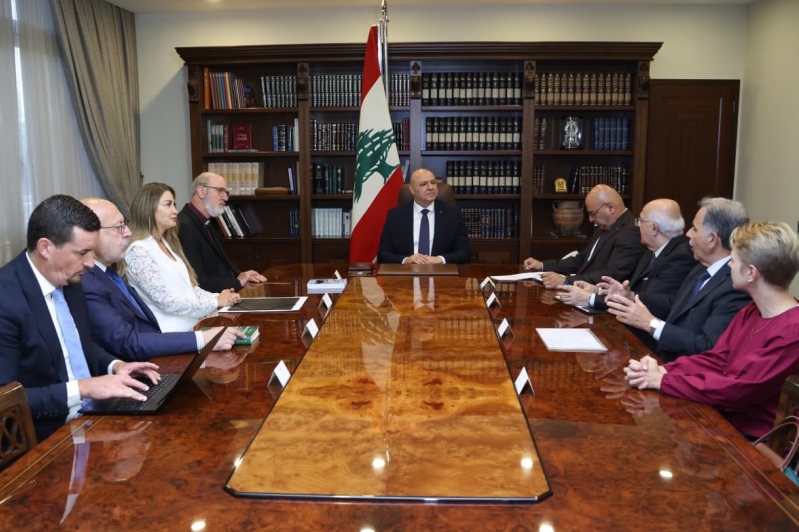 Thomas Schirrmacher (4th from the left) in discussions about religious freedom with the President of Lebanon Joseph Aoun (center) in August 2025.