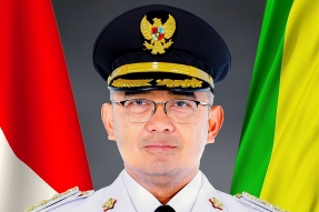 Muhammad Farhan, mayor of Bandung City, affirmed the GRII church’s right to worship.