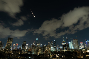 Missle over Tel Aviv