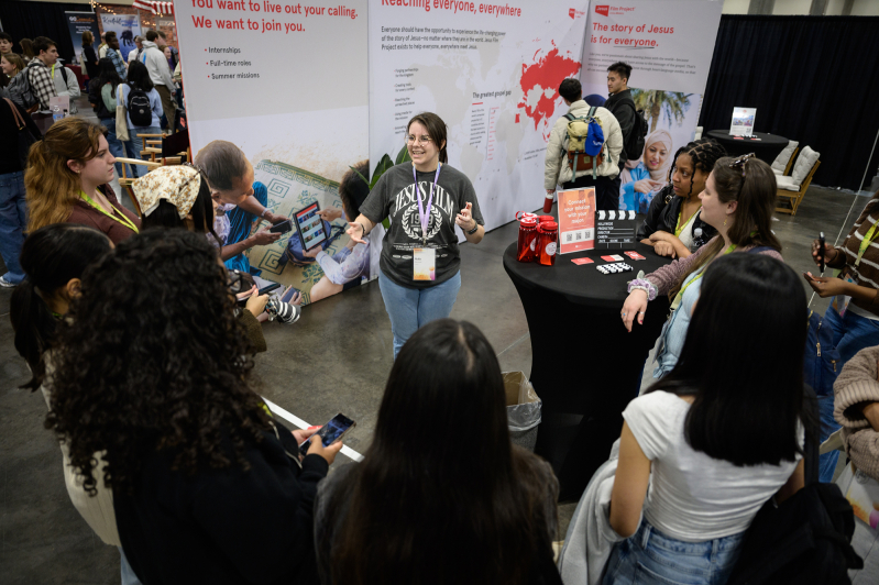 Students explore exhibits during Urbana 25 in Phoenix, Arizona, where organizers urged the next generation to envision new ways of participating in God’s global mission.
