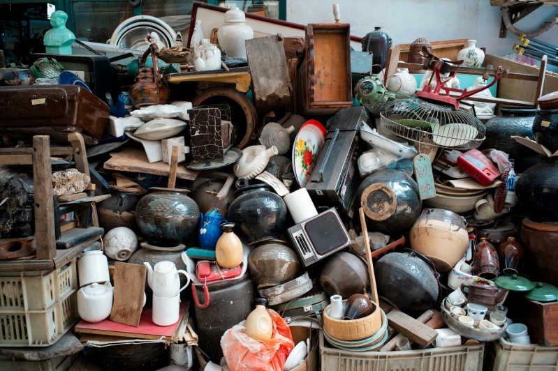 Clearing out accumulated belongings can bring both physical space and spiritual clarity, church leaders note. It is said that the average household in Switzerland may hold more than 10,000 items.