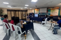Filipino Deaf Community reviews FSL New Testament translation