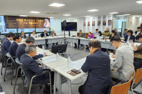 The Korea Theological Academy held an academic seminar commemorating the 100th anniversary of the birth of Jürgen Moltmann on May 8 at its seminar room in Anam-dong, Seoul, under the theme “The Life and Theology of Dr. Moltmann, Theologian of Hope.”