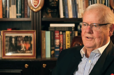 Os Guinness receives William Wilberforce Award for work in post-Christian age: It can turn around