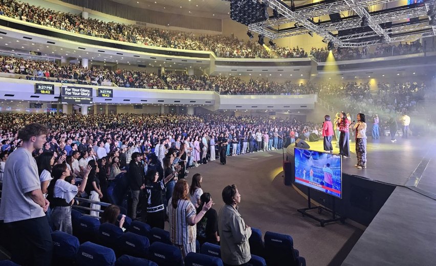 More than 8,000 young Christians fill the CCF Center in Pasig City during The Send Philippines on June 12, 2026. A further 5,000 gathered simultaneously at the Cuneta Astrodome in Pasay, bringing total attendance to over 13,000.