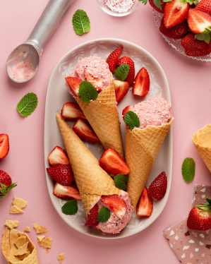 ice cream, healthy, glp-1, strawberry