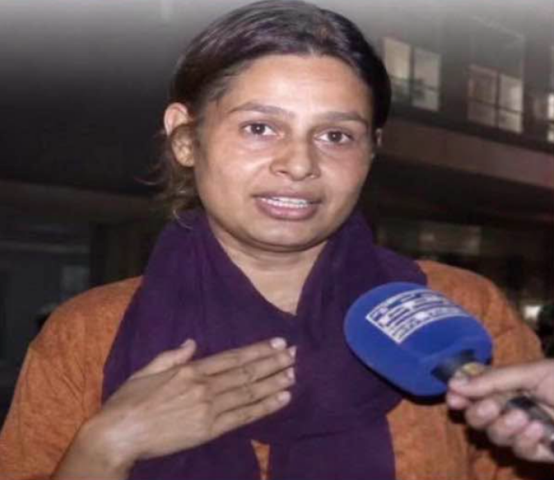 Razia Noreen, a Christian nurse at the Pakistan Institute of Medical Sciences in Islamabad, is being praised for her courage and selfless act of saving an infant when a devastating fire broke out at the hospital killing 14 infants