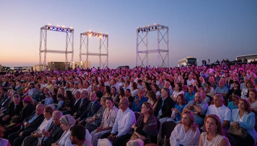 Audience members at the performance of Handel’s “Messiah” at Mukawir, Jordan, Sept. 12.