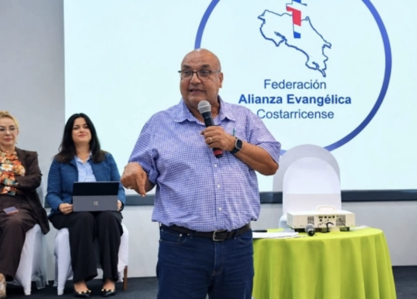 Pastor Ronald Vargas Badilla, president of the Costa Rican Evangelical Alliance Federation (FAEC).