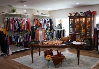 Fashion boutique and Christian ministry helping hundreds of girls in foster care