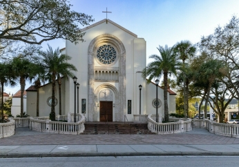 US Catholic bishops warn 'lives of people of faith' at risk in 2024