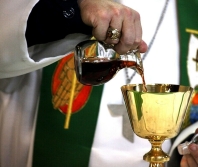 Organized crime suspected in attempted poisoning of priest in Italy