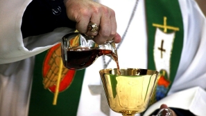 Organized crime suspected in attempted poisoning of priest in Italy