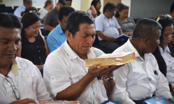 QR Bible distribution encourages pastors, isolated communities in Ecuador amid violence and natural disasters 