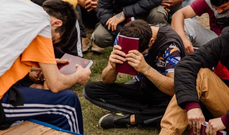 Free behind bars: An evangelical prison ministry in Uruguay sees inmates’ transformation in Christ