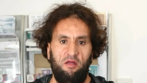 Islamist in UK stabs Christian convert and kills pensioner