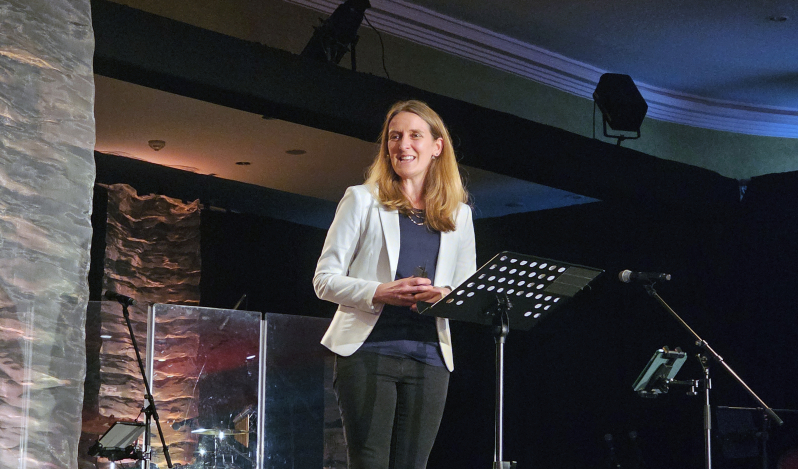  Young Christian scientists told to “gain a reputation” and “knock out the zombies” of atheism