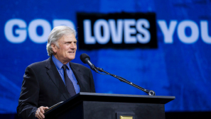 Gen Z and Gen Alpha open to the gospel, as Franklin Graham tours England and Scotland