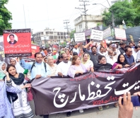Authorities try to thwart Christian, minority protests in Pakistan