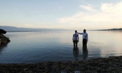 Evangelical bodies back appeal against baptism ban at Lake Geneva