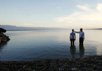 Evangelical bodies back appeal against baptism ban at Lake Geneva