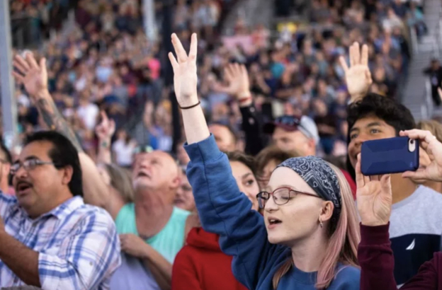 Evangelicals make up smaller share of US population than commonly thought: report