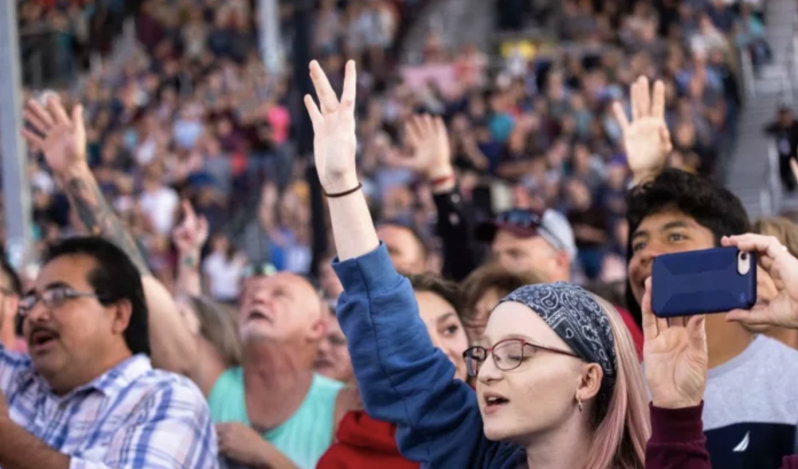 Evangelicals make up smaller share of US population than commonly thought: report