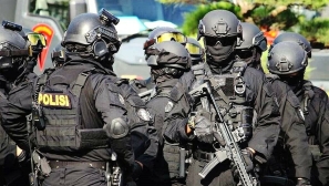 Seven arrested in Indonesia for terrorist threats against pope
