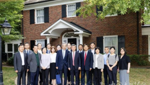Delegation of Chinese registered church leaders visits US, participates in China-US Christian Forum