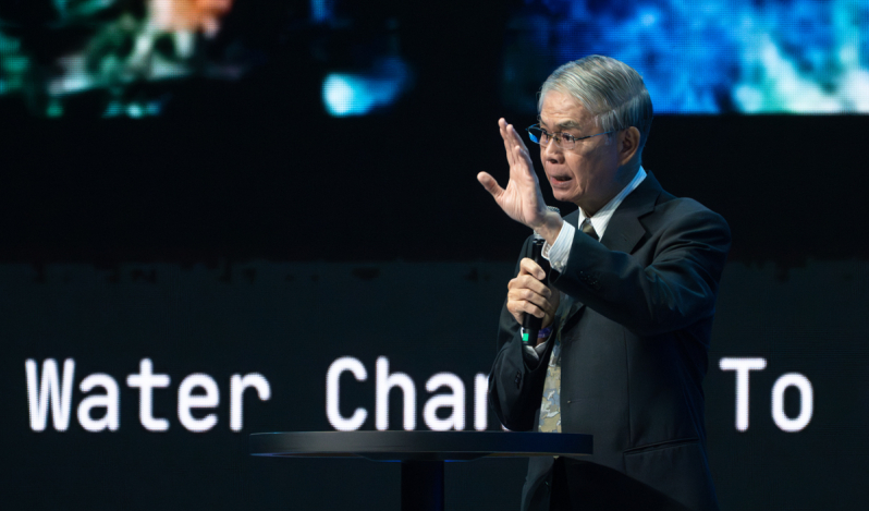 'How much space do we give the Holy Spirit?' Bishop Hwa Yung asks at Lausanne 4, as he recalls East Malaysian revivals