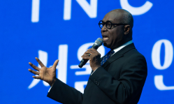 At Lausanne 4, Prof Kwabena offers an African perspective on the ministry of the Holy Spirit 