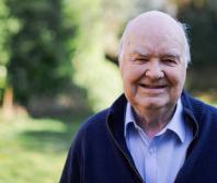 Christian apologist John Lennox confronts atheist Richard Dawkins on the issue of ultimate justice, Jesus 'brings hope'
