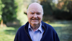 Christian apologist John Lennox confronts atheist Richard Dawkins on the issue of ultimate justice, Jesus 'brings hope'
